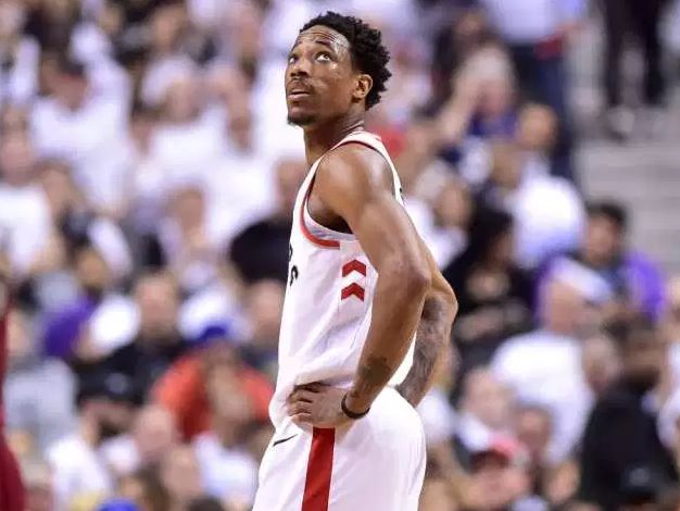 在现代足球 在现代足球