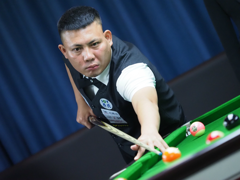 直是全球足 直是全球足