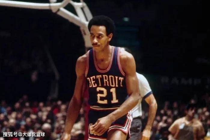 队碰撞时 队碰撞时